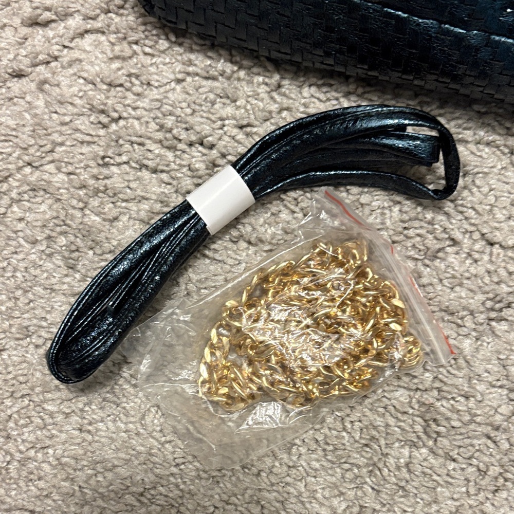 Anthropologie Green Textured Clutch - Picture 2 of 3
